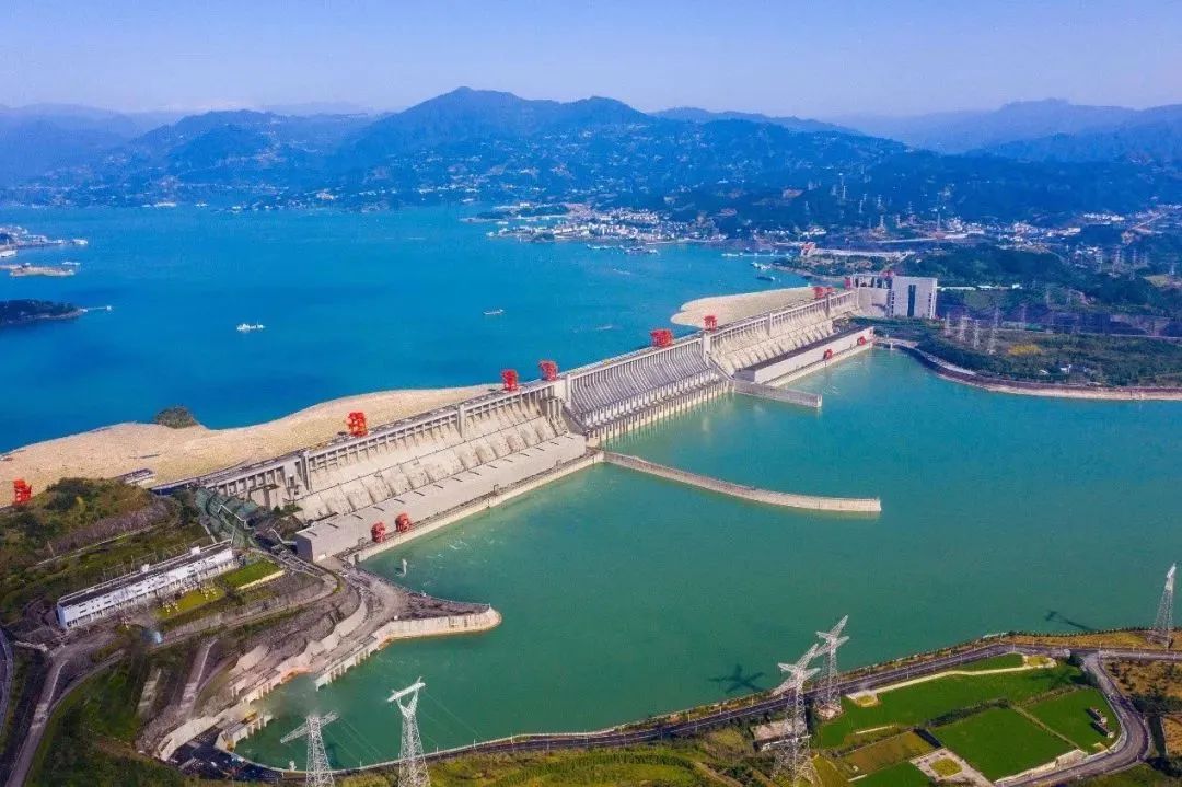 53765A4A0C984FC66A8C6B4DA0A_31722C1A_1FF57.jpg?e=